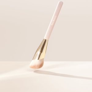 Liquid Touch Foundation Brush