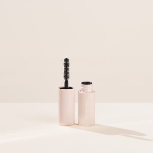Perfect Strokes Universal Volumizing Mascara Mini